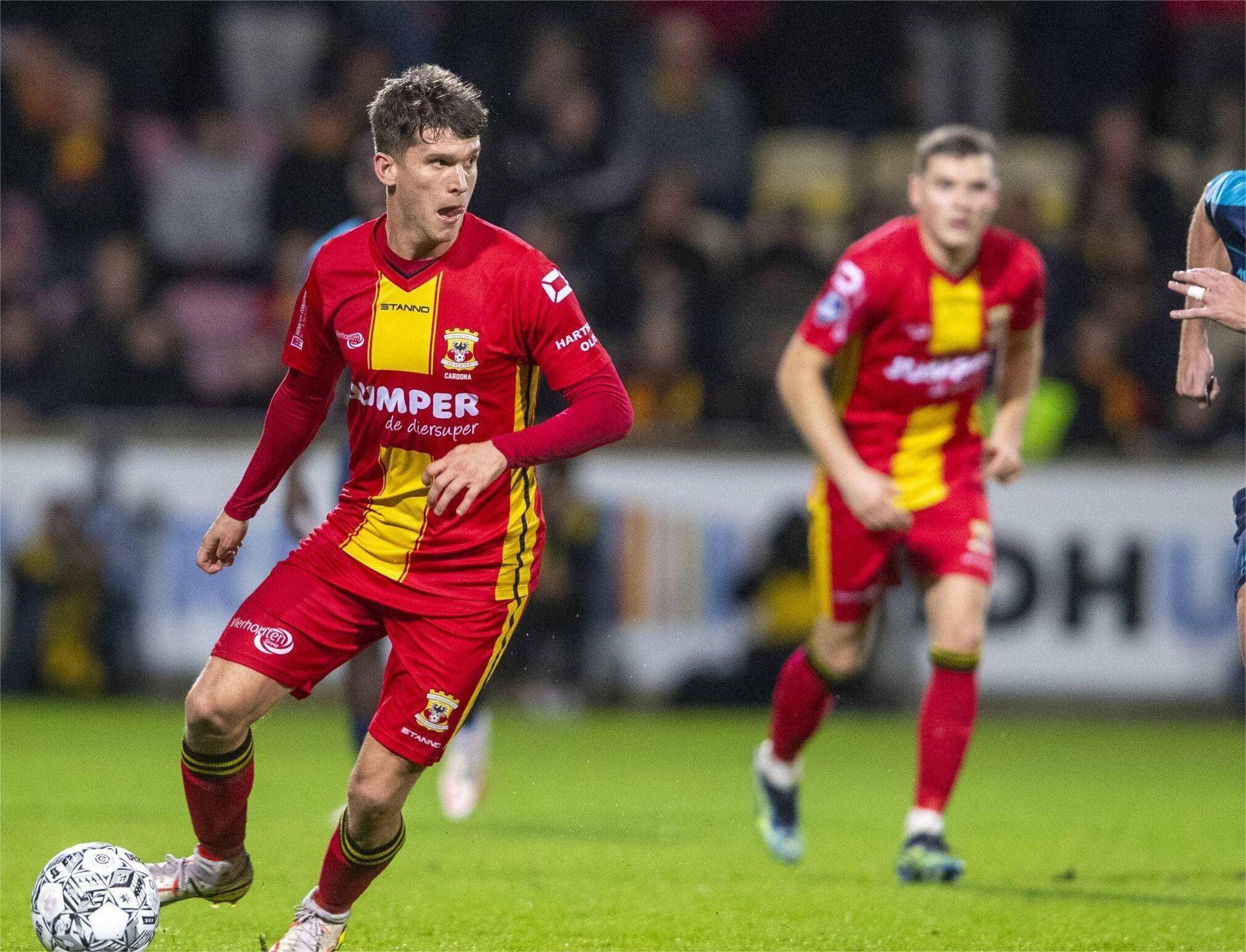 内野手接住 内野手接住